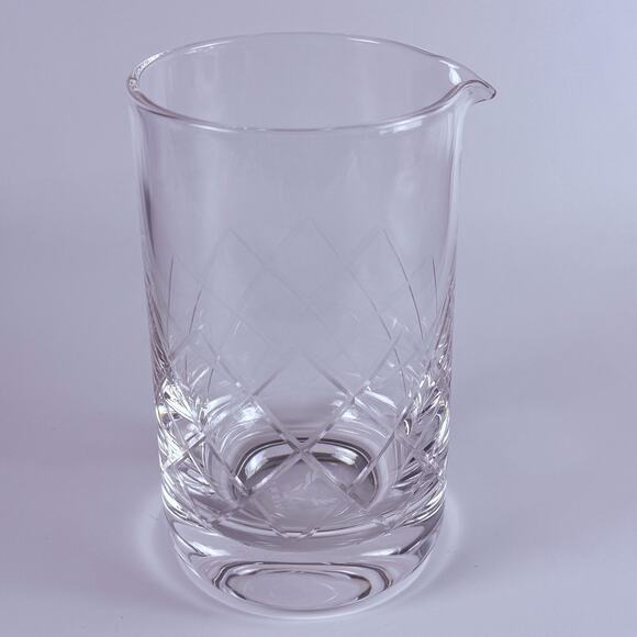 Etched Diamond-Cut Cocktail Mixing Beaker Glass With Pour Spout VISKI Crystal - Picture 3 of 7